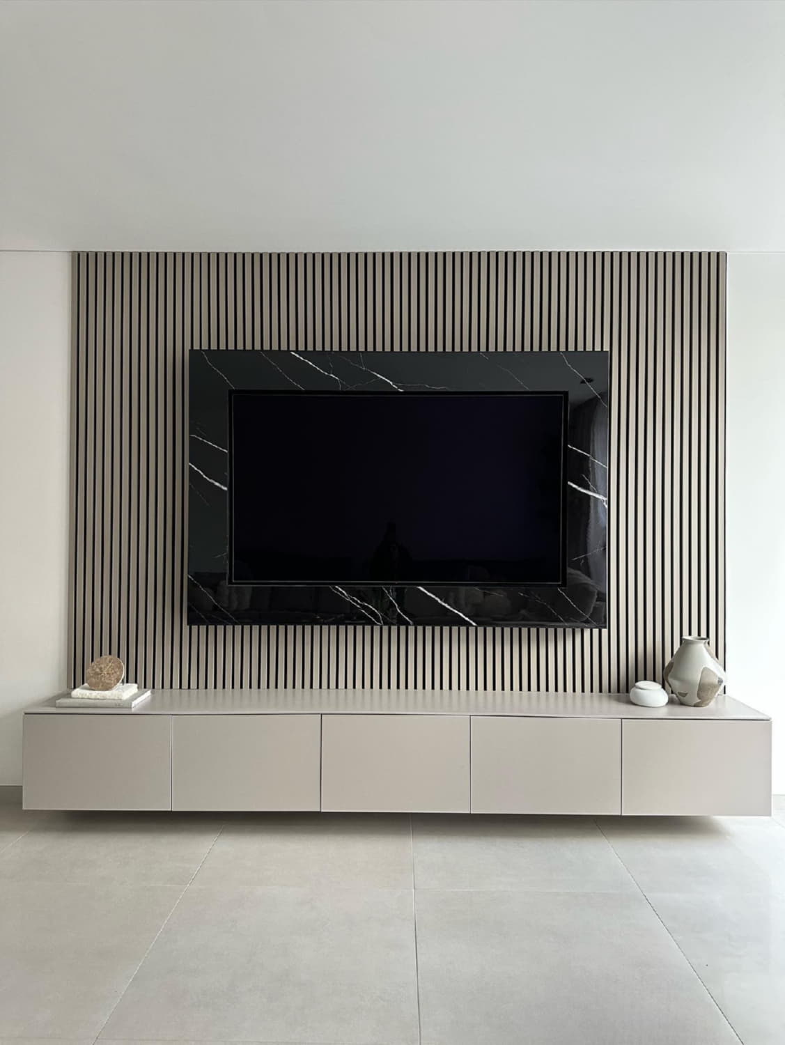 Aku licht grijs cinewall combi marmer