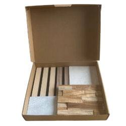 productfoto van de samplebox voor een japandi stijl inclusief inhoud